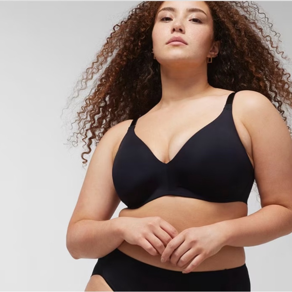 SOMA Vanishing 360 Wirelesss Bra | 38DD | Black